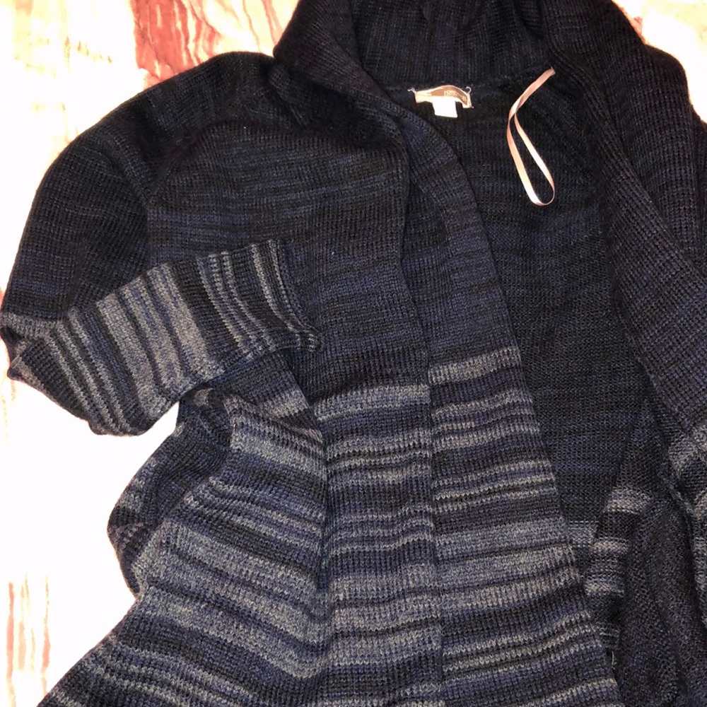 🔥Forever 21 Thick layered Sweater🔥 - Picture 5 of 10